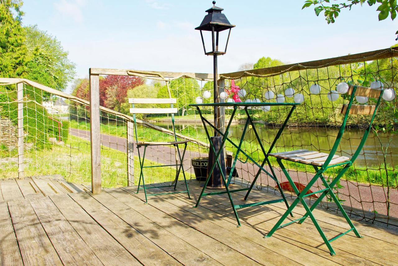 Le Deck'Halage Bed & Breakfast Malestroit Bagian luar foto