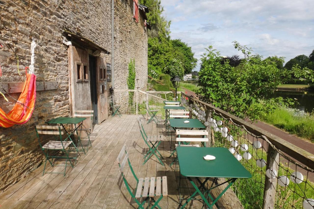 Le Deck'Halage Bed & Breakfast Malestroit Bagian luar foto