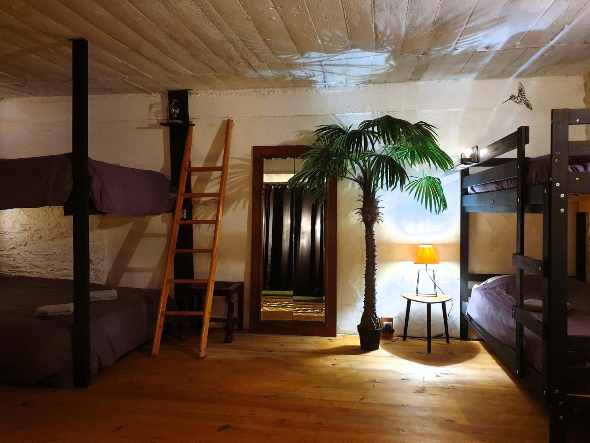 Le Deck'Halage Bed & Breakfast Malestroit Bagian luar foto
