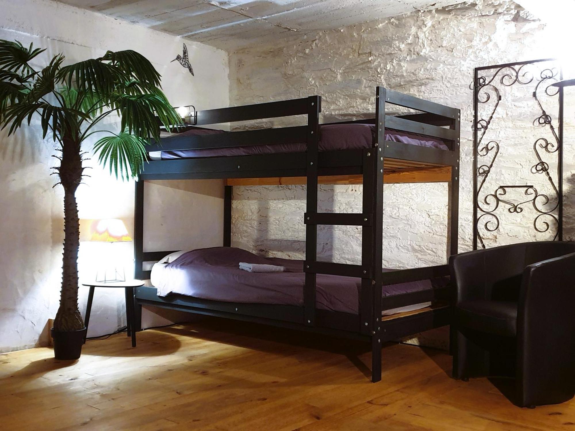 Le Deck'Halage Bed & Breakfast Malestroit Bagian luar foto