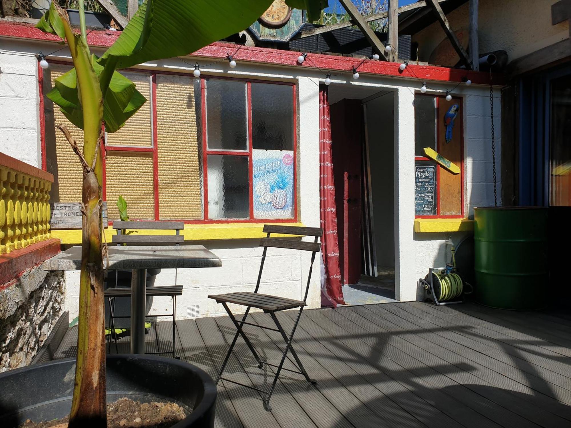 Le Deck'Halage Bed & Breakfast Malestroit Bagian luar foto